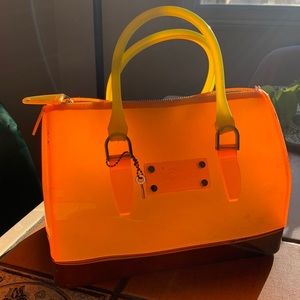 Sicilian jelly purse